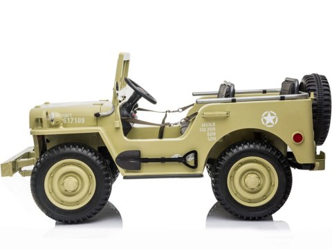 Auto na akumulator 3os J E E P Willys pilot PA0249 Auto na akumulator 3os J E E P Willys pilot PA0249